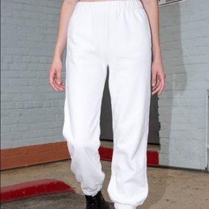 Brandy Melville Rosa Sweatpants (White)